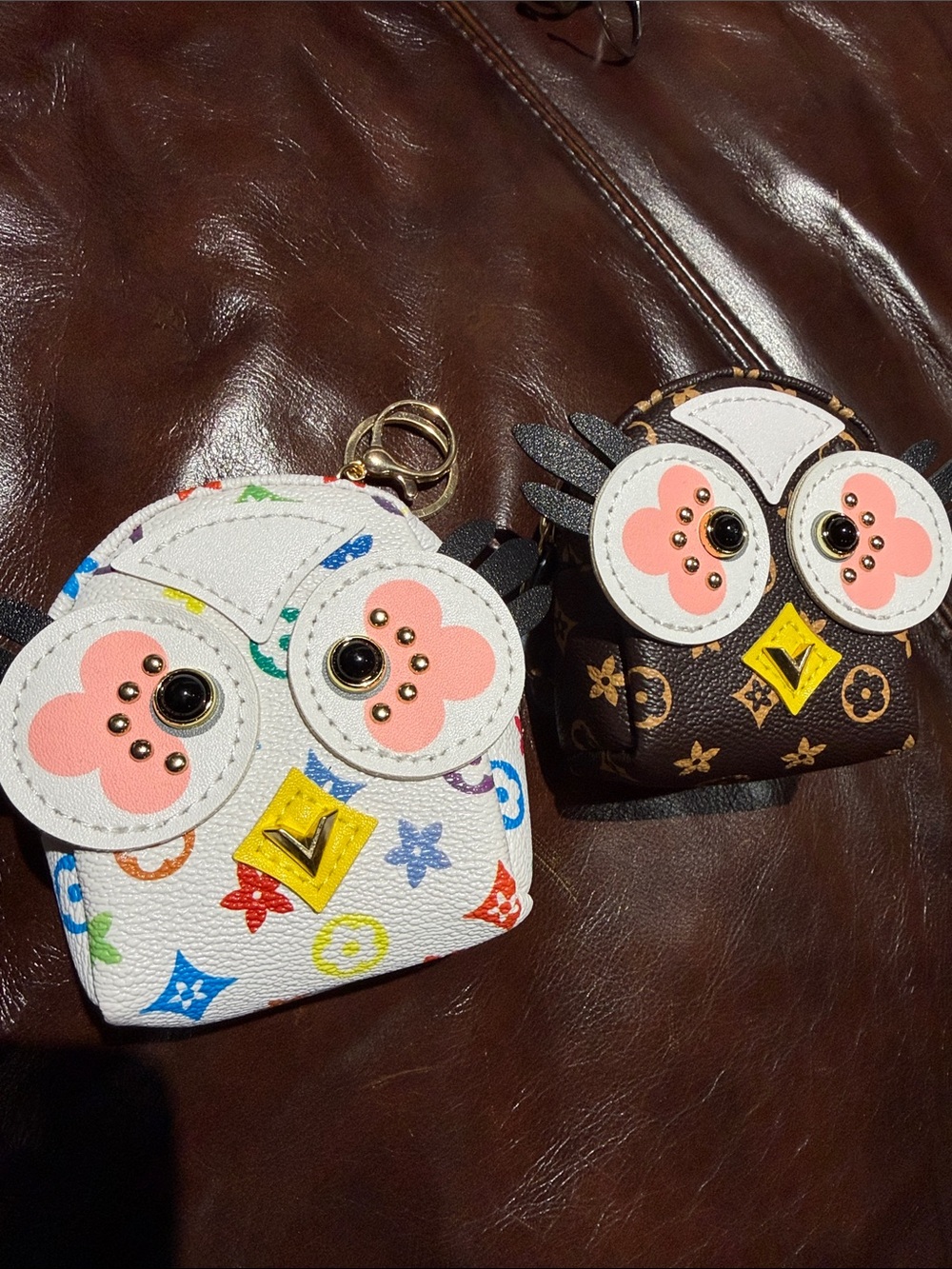 Cute Owl Keychain Coin Purse - White Multicolor Print